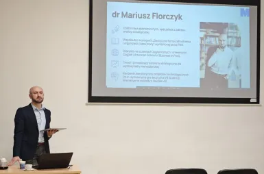 Śniadanie Biznesowe – Mikołajkowy Chill na Uniwersytecie WSB Merito Bydgoszcz 04.12.2025 [ZDJĘCIA] | Aktualności | Uniwersytet WSB Merito Bydgoszcz: Śniadanie biznesowe - Mikołajkowy Chill - dr Mariusz Florczyk