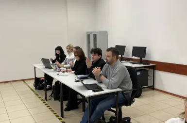 Debata oksfordzka w ramach Kujawsko‑Pomorskiej Ligi Debat na Uniwersytecie WSB Merito Bydgoszcz | 18.12.2025 [GALERIA ZDJĘĆ] | Uniwersytet WSB Merito Bydgoszcz: uczestnicy debaty oksfordzkiej