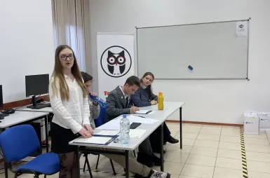 Debata oksfordzka w ramach Kujawsko‑Pomorskiej Ligi Debat na Uniwersytecie WSB Merito Bydgoszcz | 18.12.2025 [GALERIA ZDJĘĆ] | Uniwersytet WSB Merito Bydgoszcz: uczestnicy debaty oksfordzkiej