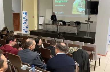 Spotkanie BRAVE AI Community w murach Uniwersytetu WSB Merito Bydgoszcz [GALERIA ZDJĘĆ] | Aktualności | Uniwersytet WSB Merito Bydgoszcz: uczestnicy wydarzenia BRAVE AI Community MeetUp #1