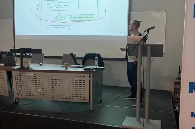 BRAVE AI COMMUNITY BYDGOSZCZ #2 [GALERIA ZDJĘĆ] | Aktualności | Uniwersytet WSB Merito Bydgoszcz: uczestnicy wydarzenia BRAVE AI Community MeetUp #2