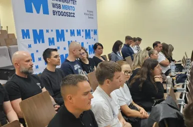 Seminarium „Prawo mieszkaniowe w praktyce – spółdzielnie, wspólnoty i najem instytucjonalny” | 13 czerwca [GALERIA ZDJĘĆ] | Uniwersytet WSB Merito Bydgoszcz: uczestnicy seminarium