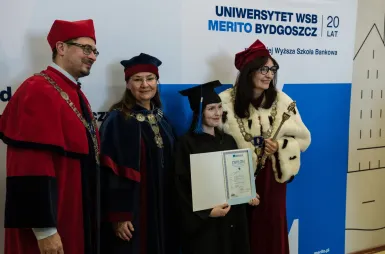 Uroczyste wręczanie dyplomów UWSB Merito Bydgoszcz