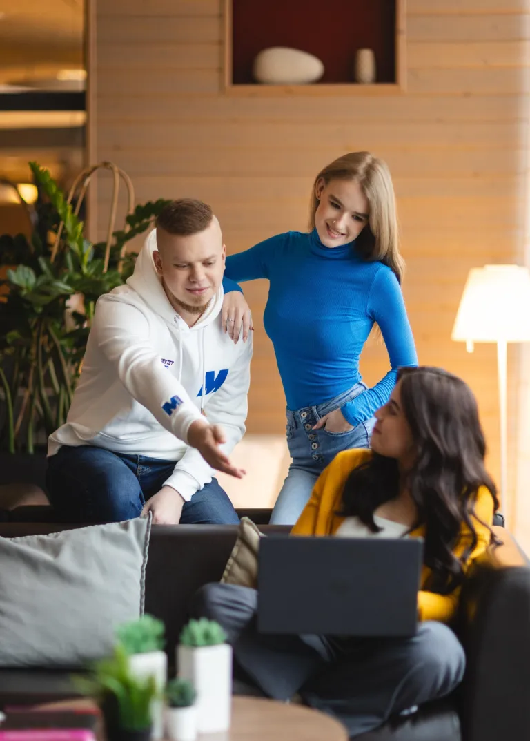 Pierwsze kierunki z gwarancją uruchomienia 2026/2027 | Aktualności | Uniwersytet WSB Merito Bydgoszcz: Grupa studentów 