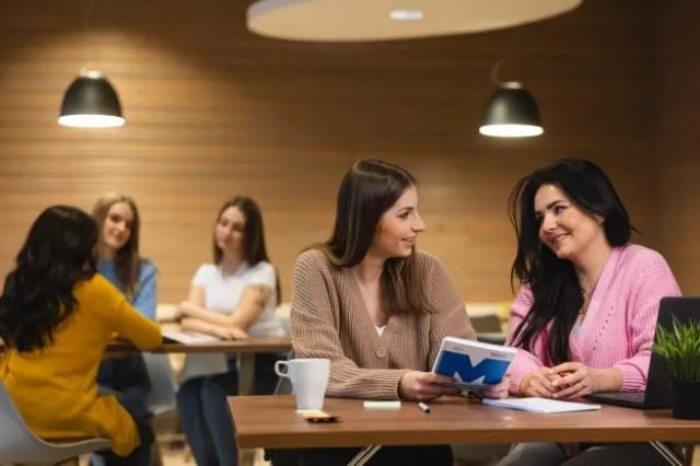 Pedagogika szkoły | Studia I stopnia w Bydgoszczy | Uniwersytet WSB Merito Bydgoszcz: studenci_uniwersytet_merito_licencjat