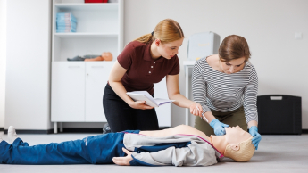 Zarządzanie kryzysowe | Studia I stopnia w Chorzowie | Uniwersytet WSB Merito Chorzów: pierwsza pomoc