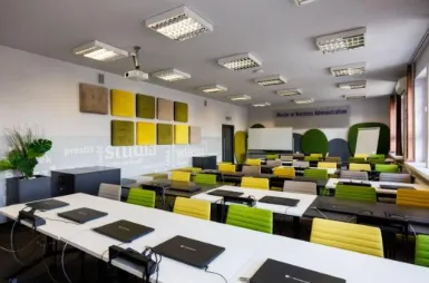 Nasz kampus | Uniwersytet WSB Merito Chorzów: sala hybrydowa