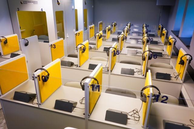 Biznes | Uniwersytet WSB Merito Chorzów: sala tłumaczeń