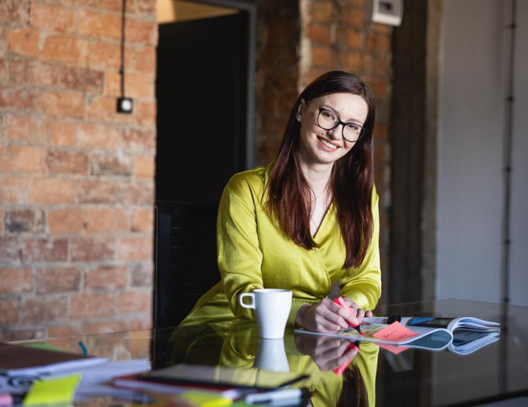 Dział Studiów Podyplomowych i Szkoleń | Uniwersytet WSB Merito Chorzów: uczestniczka studiów podyplomowych ucząca się