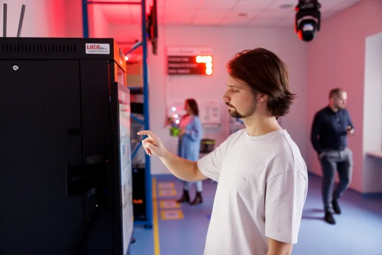Zarządzanie produkcją | Studia I stopnia w Chorzowie | Uniwersytet WSB Merito Chorzów: studenci logistyki