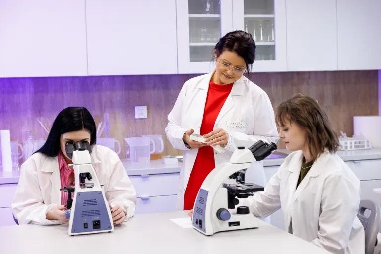 Kosmetologia | Studia I stopnia w Chorzowie | Uniwersytet WSB Merito Chorzów: Laboratorium kosmetologii Uniwersytet WSB Merito Chorzów