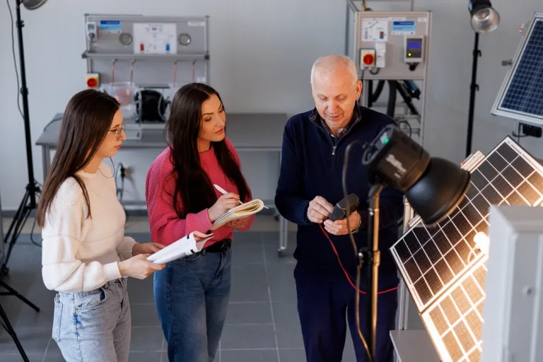 Zarządzanie inwestycjami budowlanymi | Studia I stopnia w Chorzowie | Uniwersytet WSB Merito Chorzów: studenci logistyki