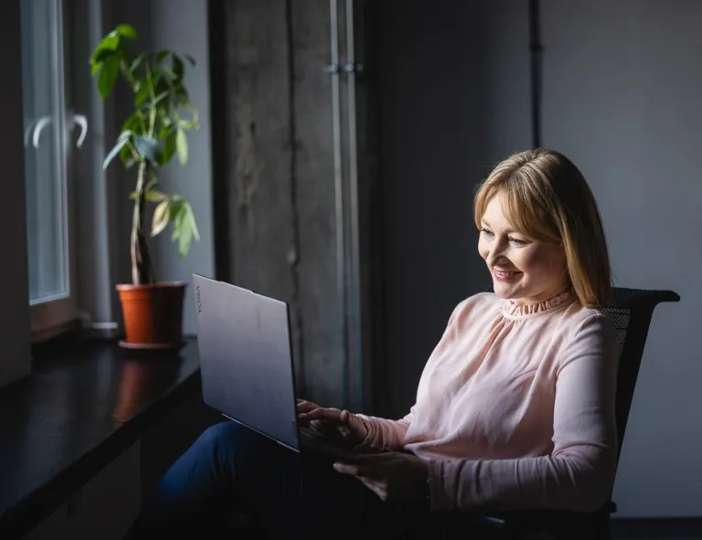 Logistics of Trade and Distribution, studia I stopnia, licencjackie i inżynierskie: uczestniczka studiów podyplomowych uczestnicząca w zajęciach online