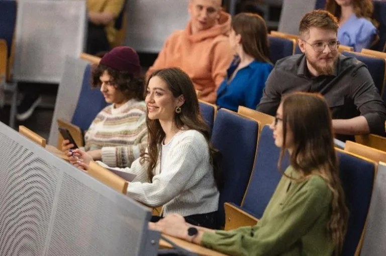 Polish language courses for foreigners | WSB Merito University in Chorzów: A group of students in Chorzów