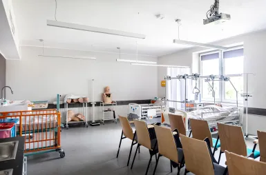 Our campus | WSB Merito Gdańsk University: laboratoria