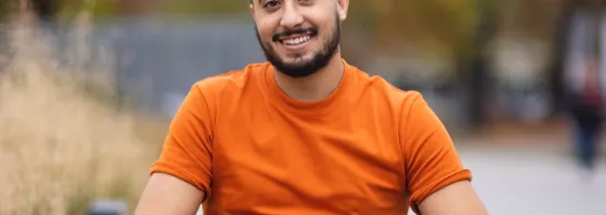 Documents required for admission | WSB Merito Gdańsk University: Student with a laptop