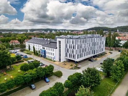 Career Office | WSB Merito Gdańsk University: Budynek Uniwersytetu WSB Merito Gdańsk we Wrzeszczu