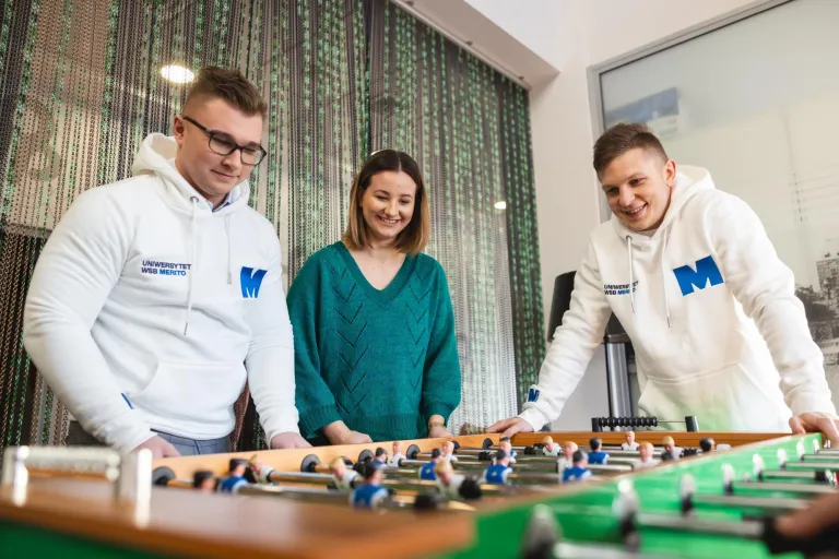 Information Technology | WSB Merito Gdańsk University: Studenci grają w piłkarzyki