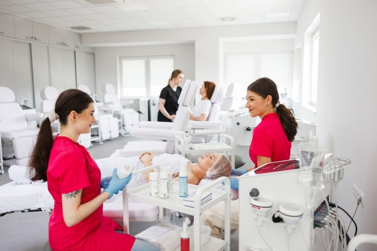 Our campus | WSB Merito Opole University: Cosmetics classes