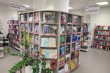 Library | WSB Merito Poznań University: Poznań - biblioteka