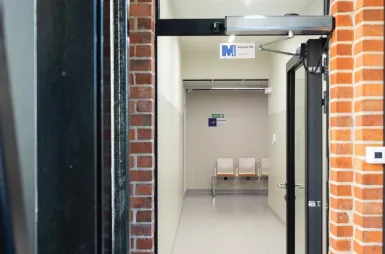 Student ABC | WSB Merito Poznań University: Poznań budynek RR