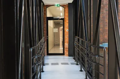 Student ABC | WSB Merito Poznań University: Poznań budynek RR