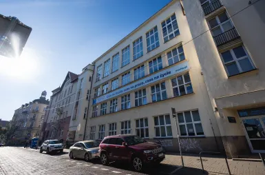 Student ABC | WSB Merito Poznań University: Poznań budynek CR