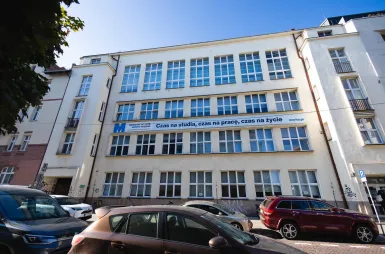 Student ABC | WSB Merito Poznań University: Poznań budynek CR