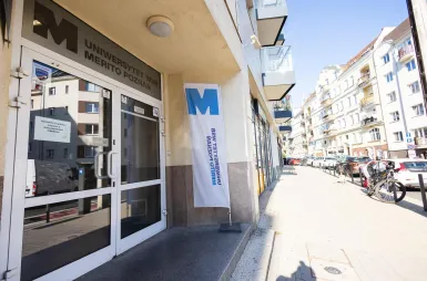 Student ABC | WSB Merito Poznań University: Poznań budynek CR