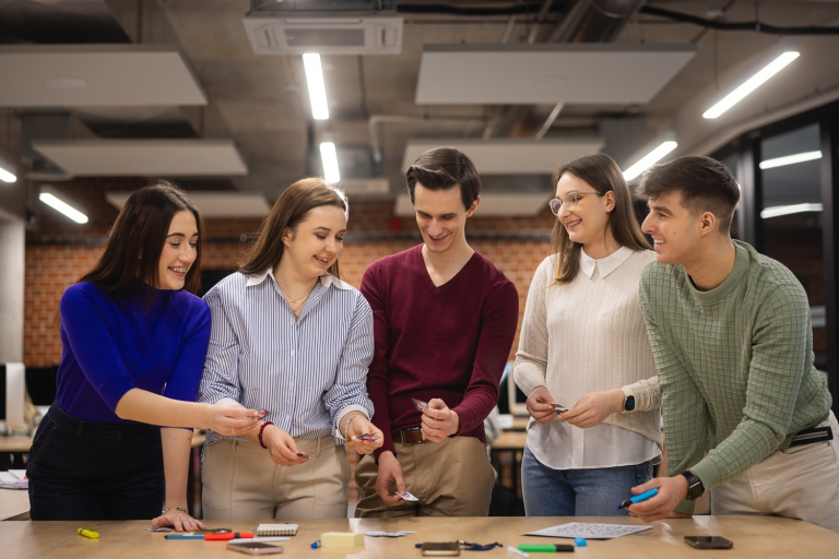 University without barriers | WSB Merito Poznań University: Grupa studentów na warsztatach