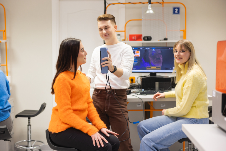 Who we are | WSB Merito Universities: Students at work