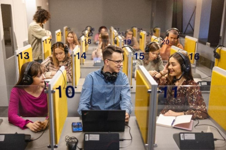 Language courses and certificates | WSB Merito Universities: Language courses