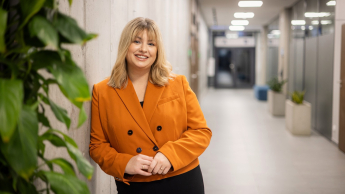 International Business, studia I stopnia, licencjackie i inżynierskie: Główna grafika: Toruń - studia podyplomowe - Uczestniczka studiów podyplomowych 