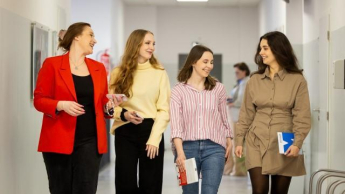 Marketing and Sales | WSB Merito Warsaw University: Zdjęcie główne: Warszawa - grupa studentów