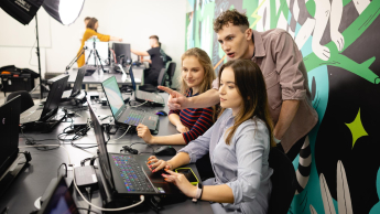 Multimedia and Computer Graphics, studia I stopnia, licencjackie i inżynierskie: zajęcia z grafiki komputerowej