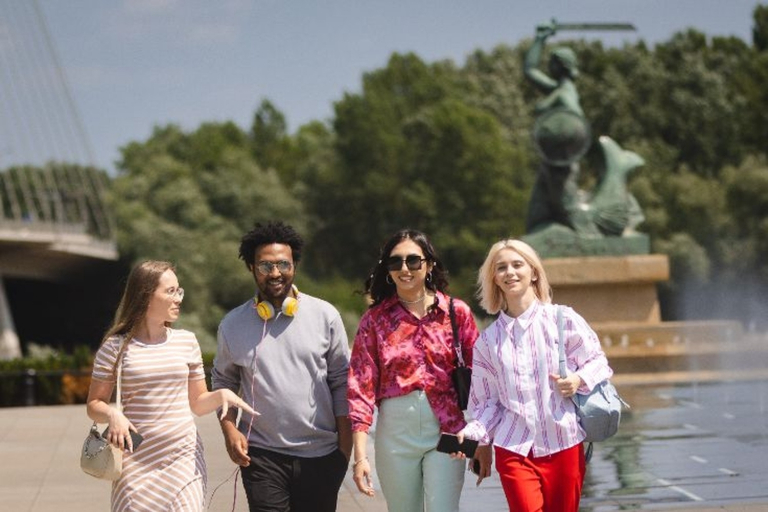 Study in Warsaw | WSB Merito Warsaw University: Students against the Warsaw Marmaid Monument