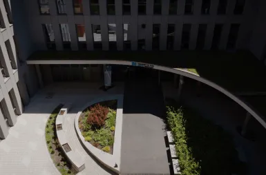 Our campus | WSB Merito Wrocław University: budynek g