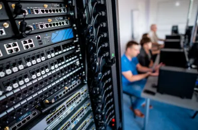 Laboratories and workrooms | WSB Merito Wrocław University: laboratorium komputerowe Stormshield