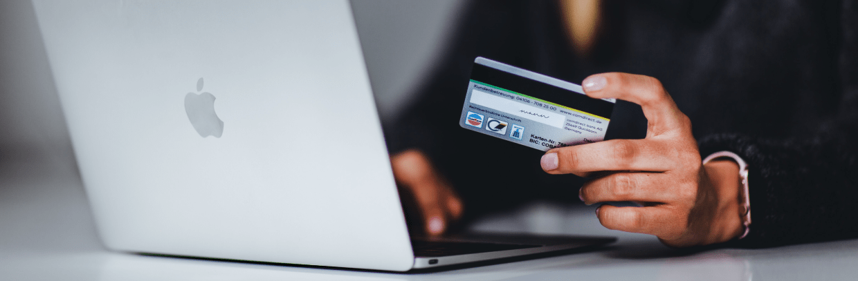 karta kredytowa pożyczka dług mac apple laptop