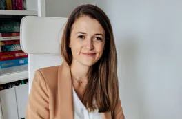 Kierunek: rozwój | Sprawdź nowy cykl podcastów | Aktualności | Uniwersytet WSB Merito w Gdańsku: Martyna Stolińska
