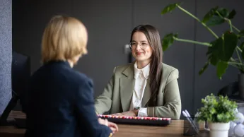Prawo i zarządzanie | Studia I stopnia w Gdańsku | Uniwersytet WSB Merito w Gdańsku: rozmowa-studenki