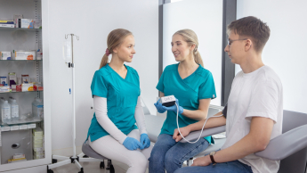 Pielęgniarstwo | Uniwersytet WSB Merito w Gdańsku: studenci pielegniarstwo