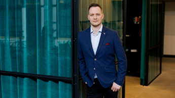 Wyniki wyszukiwania | Uniwersytet WSB Merito w Gdańsku: Słuchacz studiów podyplomowych w garniturze