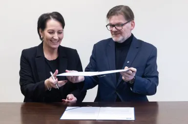 Nowe partnerstwo naszego Uniwersytetu i Opery Bałtyckiej | Aktualności | Uniwersytet WSB Merito w Gdańsku: porozumienie