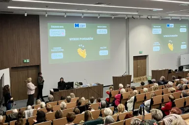 Mikołajkowe spotkanie seniorów i studentów na naszym uniwersytecie | Aktualności | Uniwersytet WSB Merito w Gdańsku: mikołajki dla seniorów