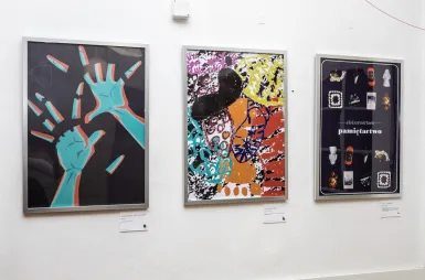 "Linie Papilarne" – wernisaż wystawy koła naukowego CraftStart | Aktualności | Uniwersytet WSB Merito w Gdańsku: wystawy koła naukowego CraftStart