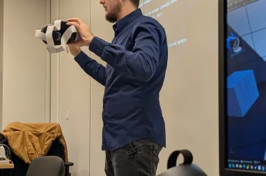 Projektowanie wirtualnych przestrzeni – warsztaty dla studentów multimedia i grafika komputerowa | Aktualności | Uniwersytet WSB Merito w Gdańsku: Warsztaty z projektowania przestrzeni VR