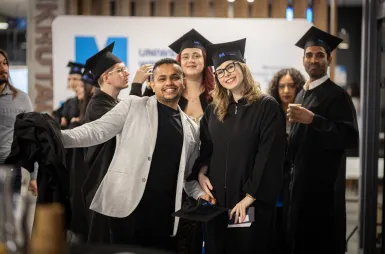 Uroczystość wręczenia dyplomów absolwentom 2025 za nami! | Aktualności | Uniwersytet WSB Merito w Gdańsku: zdjecie