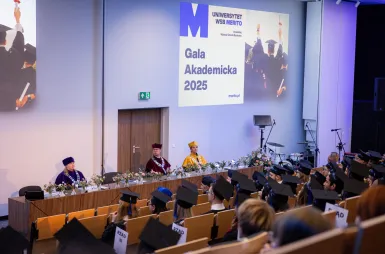 Uroczystość wręczenia dyplomów absolwentom 2025 za nami! | Aktualności | Uniwersytet WSB Merito w Gdańsku: zdj
