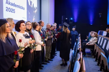 Uroczystość wręczenia dyplomów absolwentom 2025 za nami! | Aktualności | Uniwersytet WSB Merito w Gdańsku: Zdjęcie